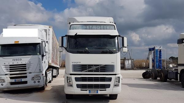 28#2265 Autocarri Scania e motrici Iveco in vendita - foto 77