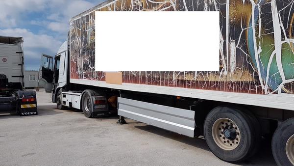 28#2265 Autocarri Scania e motrici Iveco in vendita - foto 86