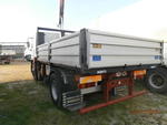 Image 4 - Iveco Eurotech 190E27 Tipper Truck with Bonfiglioli Crane - Lot 2 (Auction 2270)