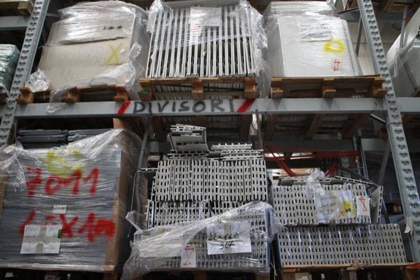 1#22760 Materiale ed attrezzature per punti vendita in vendita - foto 28