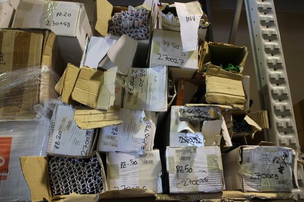 1#22760 Materiale ed attrezzature per punti vendita in vendita - foto 40