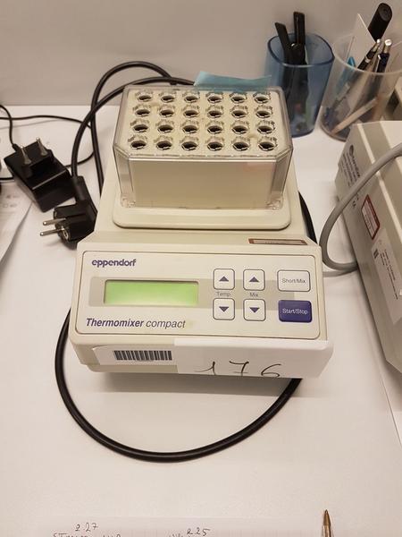 102#2288 Eppendorf Thermomixer Compact in vendita - foto 1