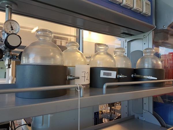 47#2288 Apparecchiature per laboratorio in vendita - foto 1