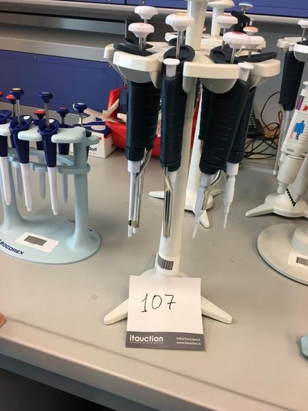68#2288 Apparecchiature per laboratorio in vendita - foto 2