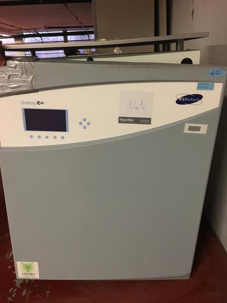 Laboratorio in vendita