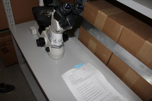 97#2288 Microscopio invertito Nikon in vendita - foto 3