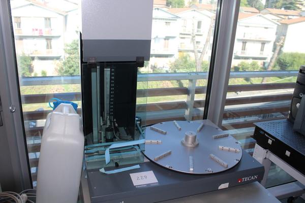 142#22880 Tecan Carousel in vendita - foto 1