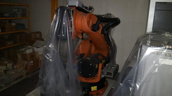 6#2289 Robot di asservimento Kuka in vendita - foto 11