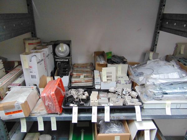 52#2297 Componenti Elettrici in vendita - foto 1