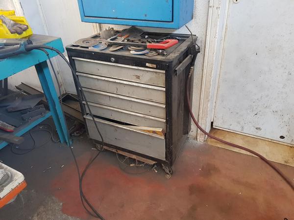 4#23210 Attrezzatura da lavoro in vendita - foto 4