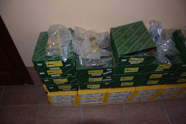 28#2326 Maniglieria in vendita - foto 53
