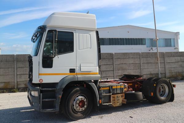 11#2331 Trattore per semirimorchio Iveco Magirus 440E43 in vendita - foto 3