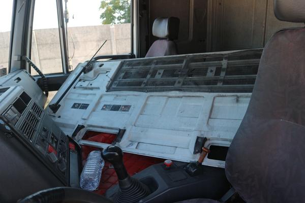 11#2331 Trattore per semirimorchio Iveco Magirus 440E43 in vendita - foto 9