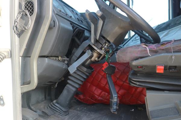 11#2331 Trattore per semirimorchio Iveco Magirus 440E43 in vendita - foto 17