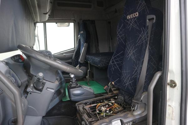 12#2331 Trattore per semirimorchio Iveco Magirus AS440 in vendita - foto 10
