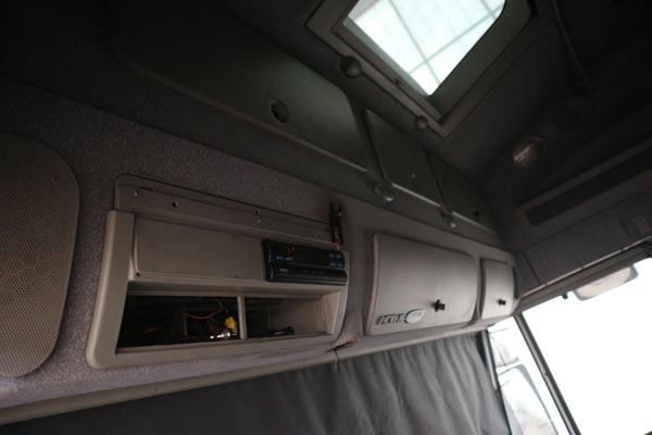 12#2331 Trattore per semirimorchio Iveco Magirus AS440 in vendita - foto 17