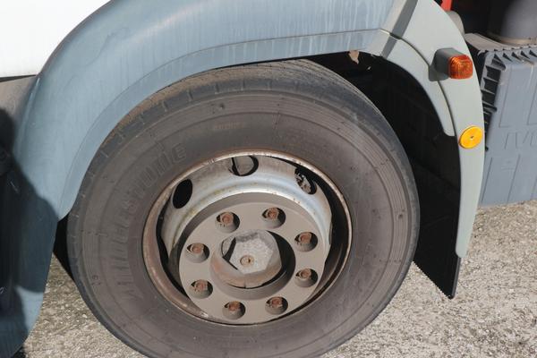 5#2331 Autocarro Iveco 120 E24 in vendita - foto 4
