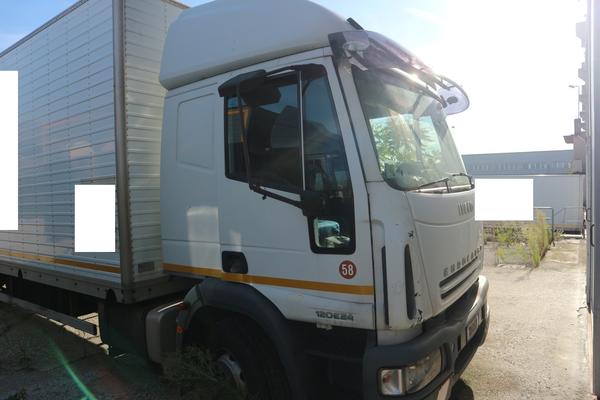 5#2331 Autocarro Iveco 120 E24 in vendita - foto 6