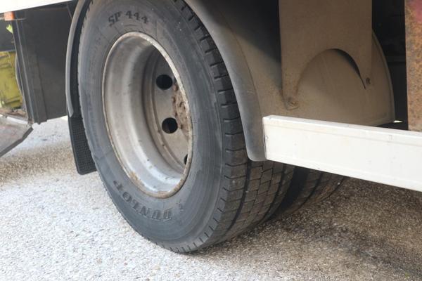 5#2331 Autocarro Iveco 120 E24 in vendita - foto 8