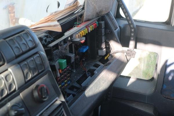 5#2331 Autocarro Iveco 120 E24 in vendita - foto 14