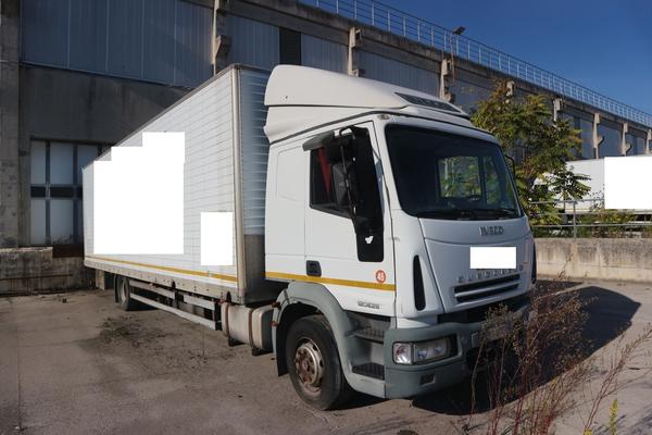 6#2331 Autocarro Iveco 130/120 in vendita - foto 4