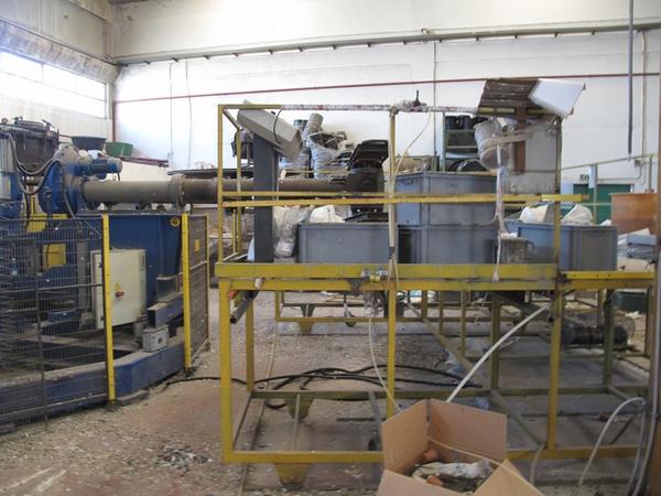 2#2332 Macchina stampaggio rotazionale Caccia Engineering in vendita - foto 27