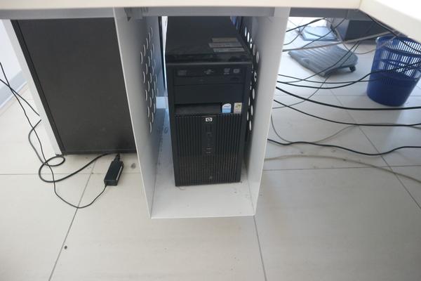 2#2335 Pc Hp Acer e arredamento da ufficio in vendita - foto 8