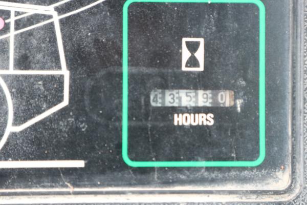 21#2335 Pala gommata Case 621B in vendita - foto 17