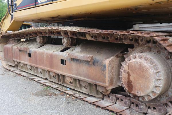 26#2335 Escavatore cingolato Cat 330BLN in vendita - foto 5