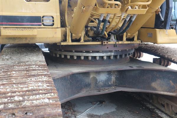 26#2335 Escavatore cingolato Cat 330BLN in vendita - foto 12