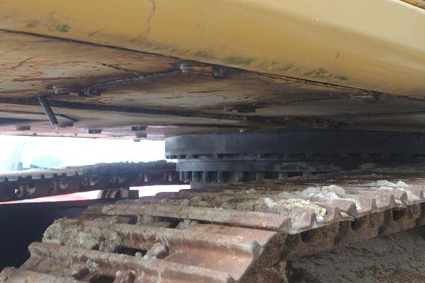 26#2335 Escavatore cingolato Cat 330BLN in vendita - foto 15