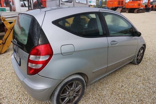 30#2335 Autovettura Mercedes Classe A in vendita - foto 5