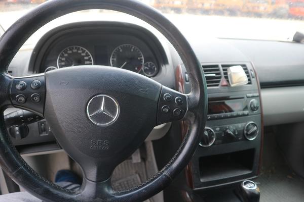30#2335 Autovettura Mercedes Classe A in vendita - foto 7