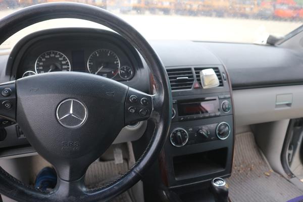 30#2335 Autovettura Mercedes Classe A in vendita - foto 10
