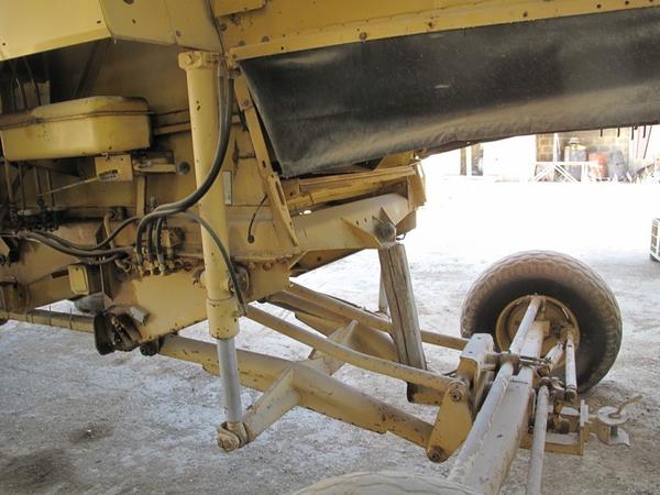 25#2338 Mietitrebbia New Holland in vendita - foto 12