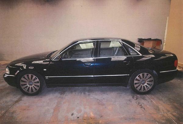 1#2345 Autovettura Audi V8 in vendita - foto 4