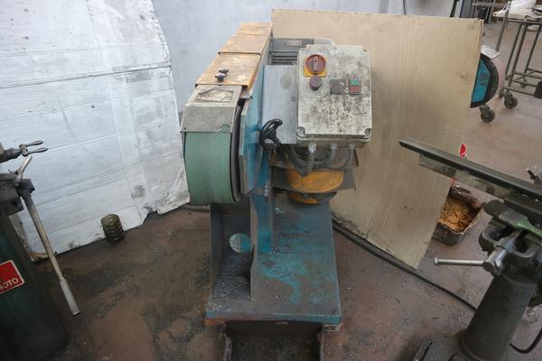 13#2346 Smerigliatrice a nastro Fintec in vendita - foto 2