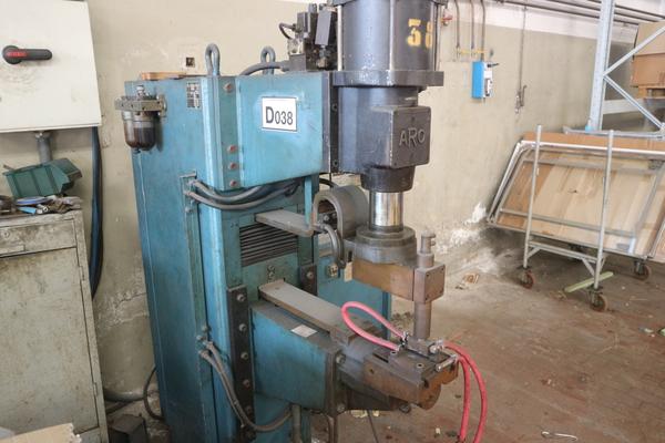 48#2346 Puntatrice a pressione Aro 1802B T in vendita - foto 5
