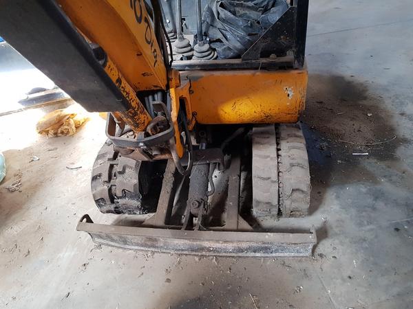 18#2355 Mini Escavatore Jcb in vendita - foto 8