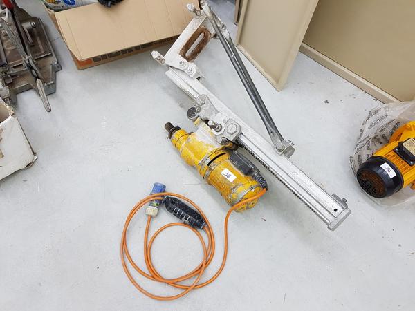 36#2355 Attrezzatura da cantiere in vendita - foto 2