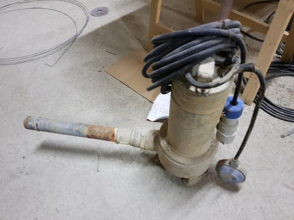 36#2355 Attrezzatura da cantiere in vendita - foto 83