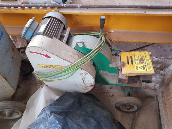 38#2355 Cesoie e piegaferri in vendita - foto 1