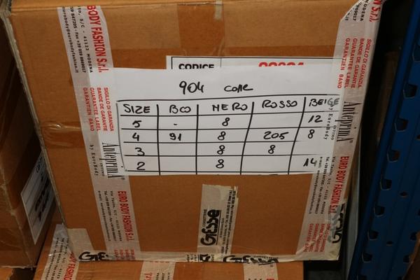 111#2356 Materiale per corsetteria e intimo in vendita - foto 7