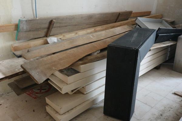 10#2376 Arredamento per negozio di abbigliamento in vendita - foto 1