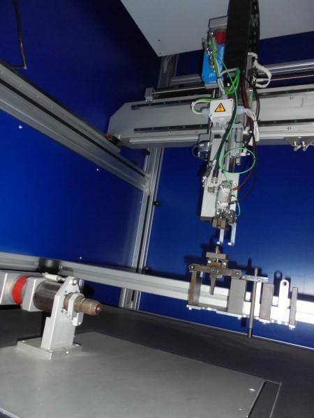 1#2390 Linea di assemblaggio e isola robotizzata Felmec in vendita - foto 10