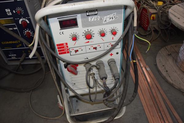 33#2413 Saldatrice Iceb TIG 250 CH in vendita - foto 7