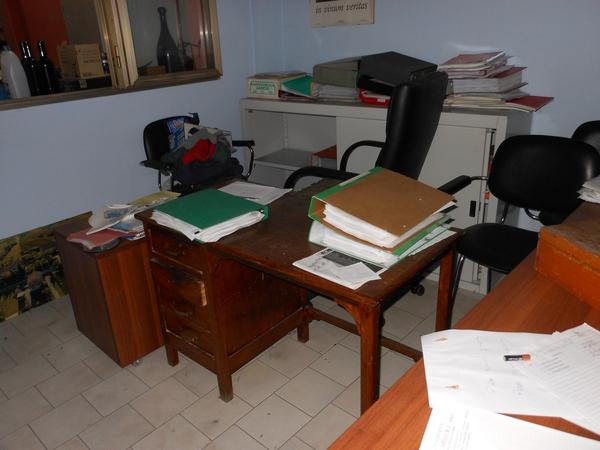 23#2415 Attrezzature da ufficio in vendita - foto 5