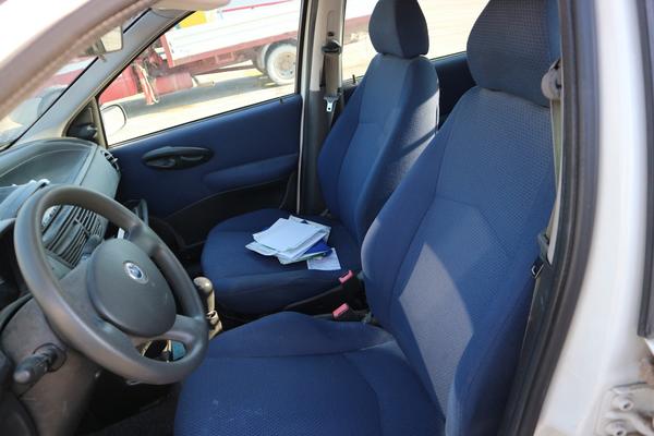 5#2431 Autovettura Fiat Punto in vendita - foto 7