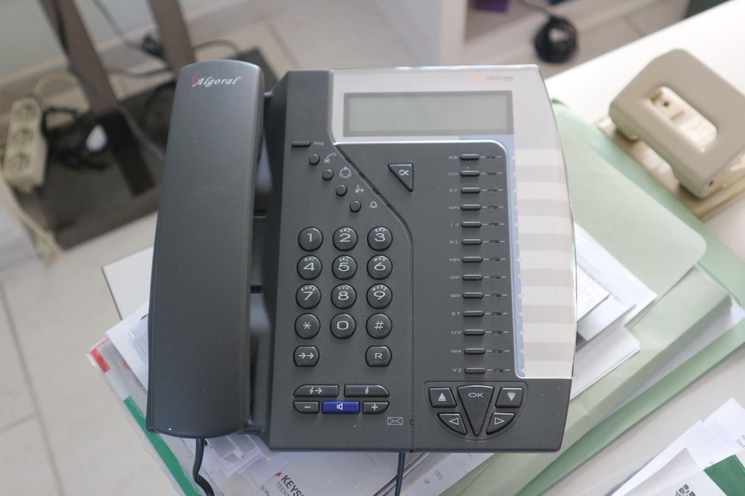 Lot Office equipment