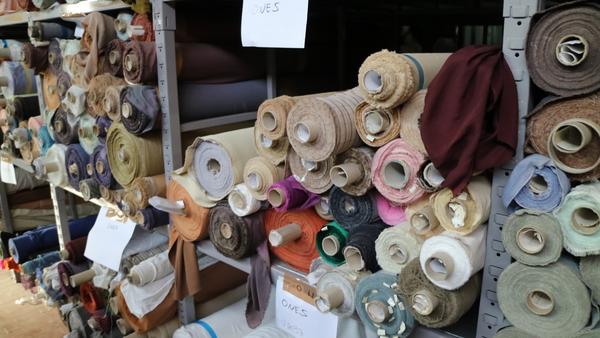 1#2438 Stock di tessuti di fibra nobile seta e misto seta in vendita - foto 170